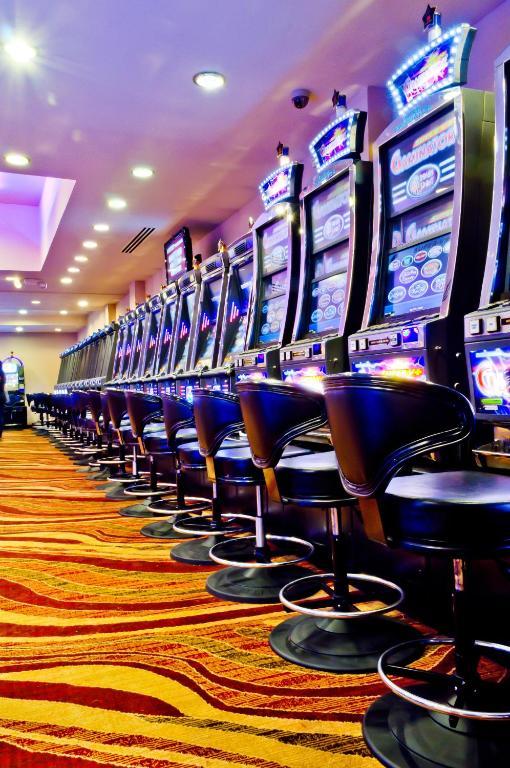 Savannah Hotel & Casino Парамарибо Экстерьер фото